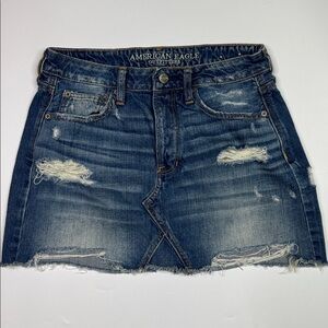 American Eagle Denim Jean Raw Hem Button Fly Skirt Size 6